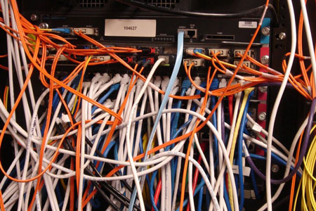 بهم ریختگی کابل‌های شبکه